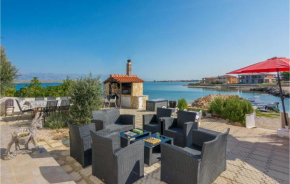 Gorgeous Apartment In Vir With House Sea View
